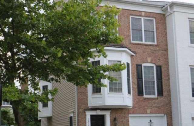 2415 TERRA COTTA Circle - 2415 Terra Cotta Circle, McNair, VA 20171