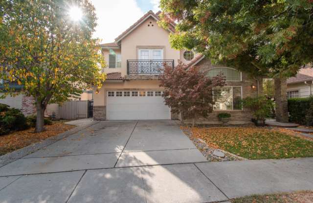 Spacious and remodeled 2 story home. Beautifully updated throughout. Excellent Location! photos photos