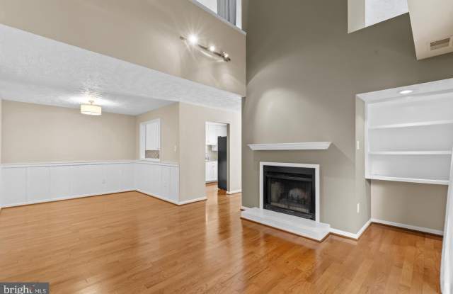 10131 OAKTON TERRACE Road Gallery 2