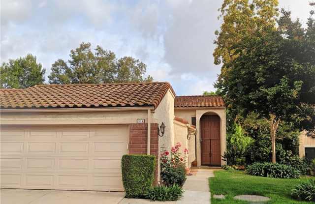 514 Riviera Court - 514 Riviera Court, Fullerton, CA 92835