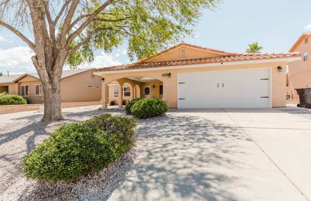 MOVE IN SPECIAL: $500 off the First Month Rent - Spacious 4 Bedroom Home with Pool photos photos