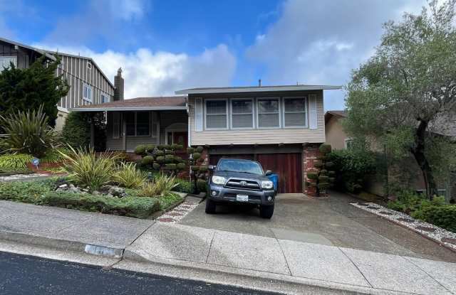 1032 Everglades Drive - 1032 Everglades Drive, Pacifica, CA 94044