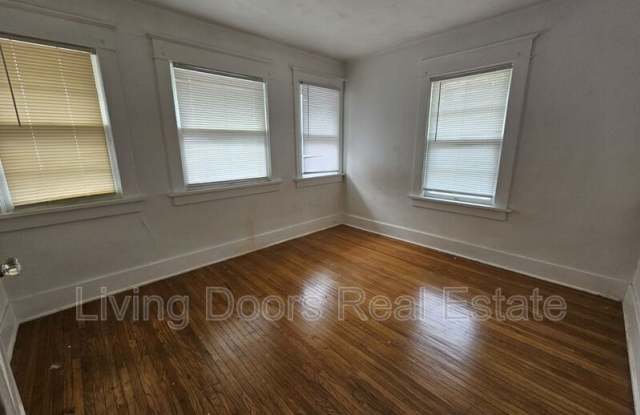 2135 Garfield St. Gallery 4
