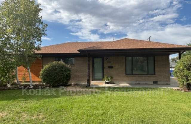 1500 W 4980 S - 1500 4980 South, Taylorsville, UT 84123