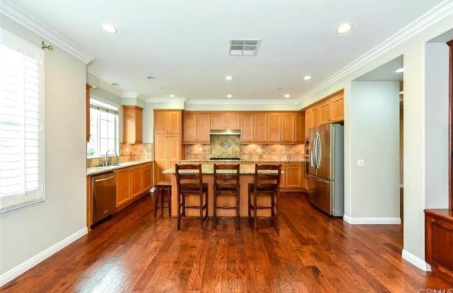 40 Fringe Tree Gallery 2