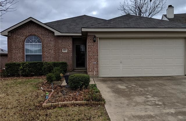 4912 Spur Ridge Court - 4912 Spur Ridge Court, Fort Worth, TX 76244