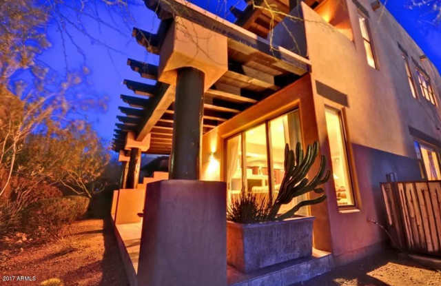 10204 E WHITE FEATHER Lane Gallery 2