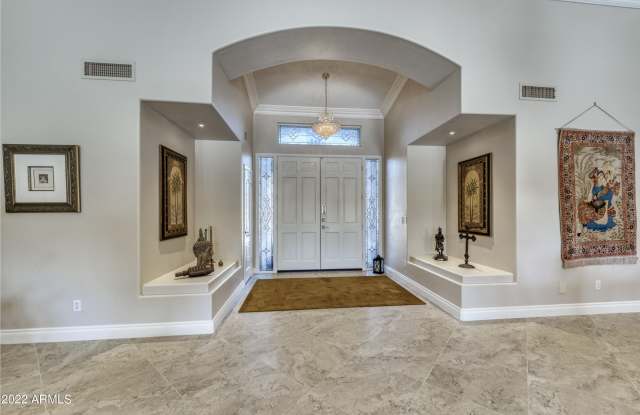 5519 E Beryl Avenue Gallery 4