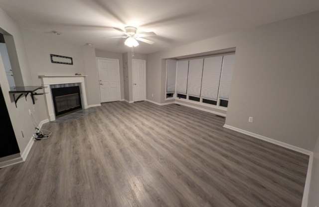 106 Falls Bridge Dr photos photos