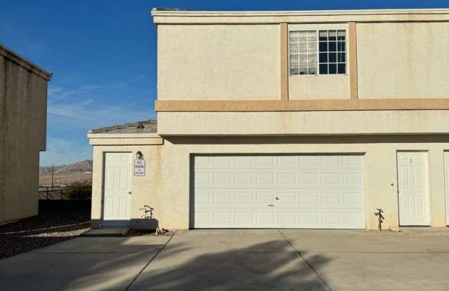 1 bedroom 1 bath - Apartment Near Casinos with Attached Garage photos photos