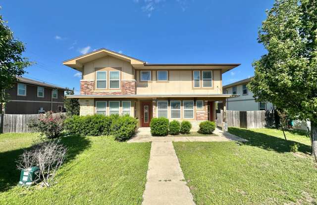 Viewable June 16th! Small Dogs Accepted! photos photos