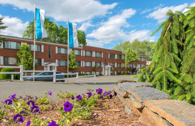 Country Manor Apartments Homes Gallery 2