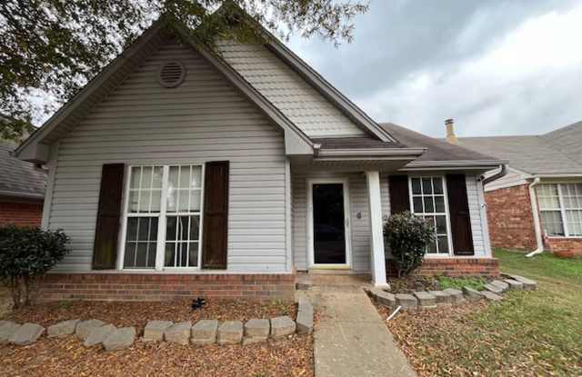 Renovated 2 Bedroom 2 Bath Home For Rent!! - 5583 April Drive, Southaven, MS 38671