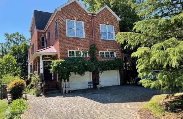 19-A SUNSET Drive photos photos