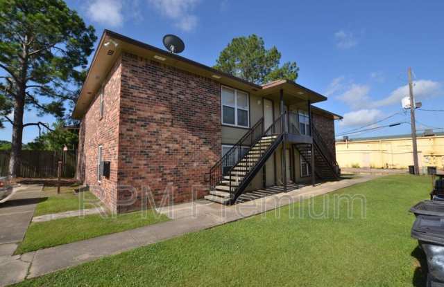 2150 N. Sherwood Forest photos photos