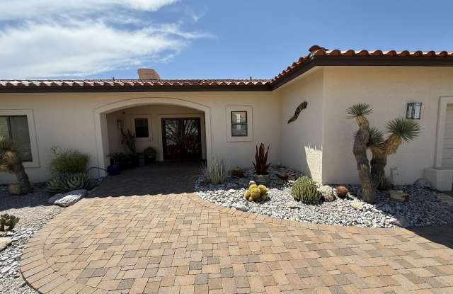 6141 N Paseo Zaldivar Gallery 2