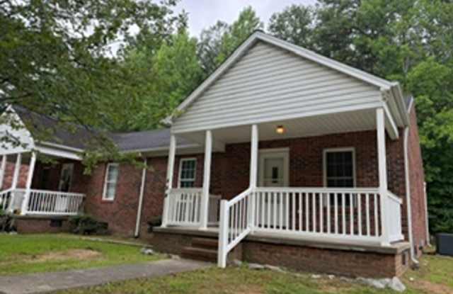 724 Breeze Hill Rd photos photos