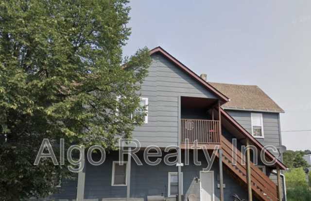 1012 7th St E photos photos