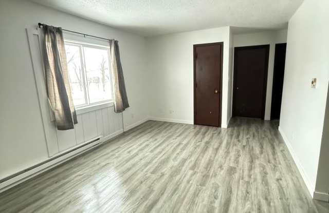 1710 Harding Street photos photos