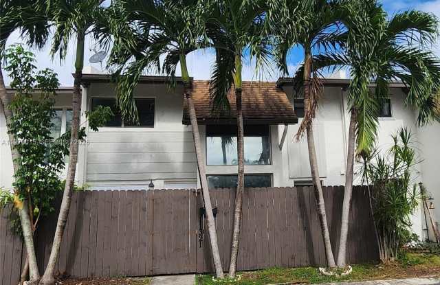 11321 SW 65th St photos photos