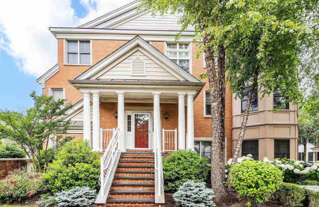 65 INDEPENDENCE WAY photos photos