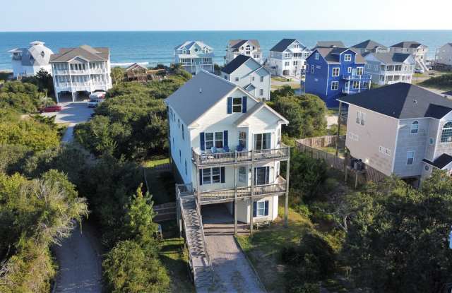 North Topsail Beach 5 Bedroom 4.5 Bathroom, Pet Friendly, Fully Furnished Off Season Rental: Available September 20th 2025 to March 21st 2026 photos photos