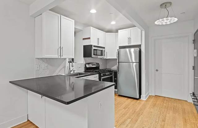 305 W 150th St photos photos