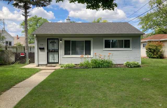 2 Bedroom Single Family Home - 5729 North 58th Street, Milwaukee, WI 53218