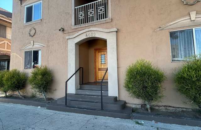 4069 S Broadway photos photos