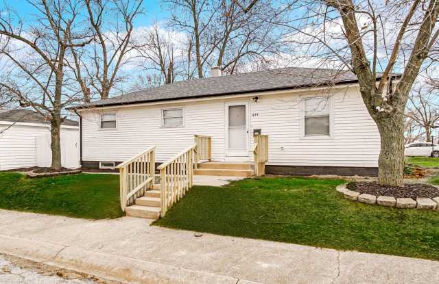 Beautifully Updated 4 beds/2baths photos photos