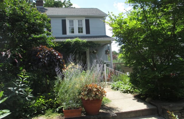2816 W. George Mason Road - 2816 West George Mason Road, West Falls Church, VA 22042