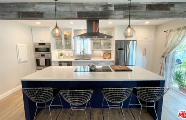 1048 9th St - 1048 9th Street, Santa Monica, CA 90403