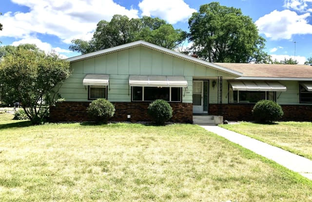828 21st Avenue N - 828 21st Avenue North, St. Cloud, MN 56303
