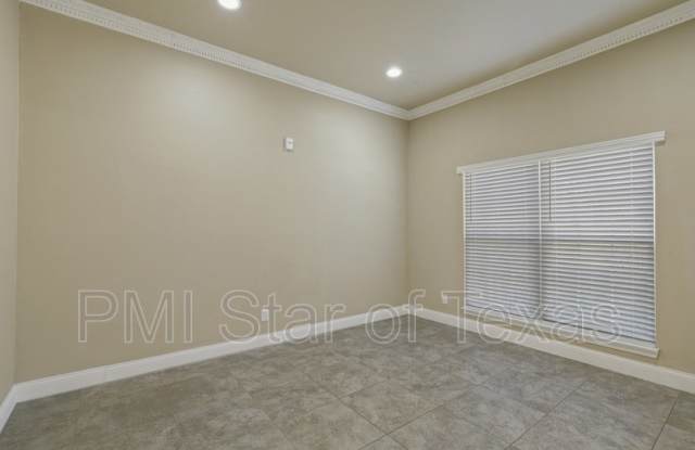2409 Meandering Way - 2409 Meandering Way, Arlington, TX 76011