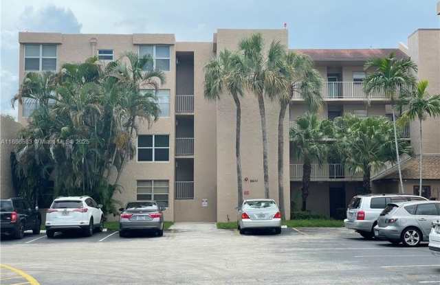 9400 Live Oak Pl - 9400 Live Oak Place, Davie, FL 33324 9400 Live Oak Pl - 9400 Live Oak Place, Davie, FL 33324