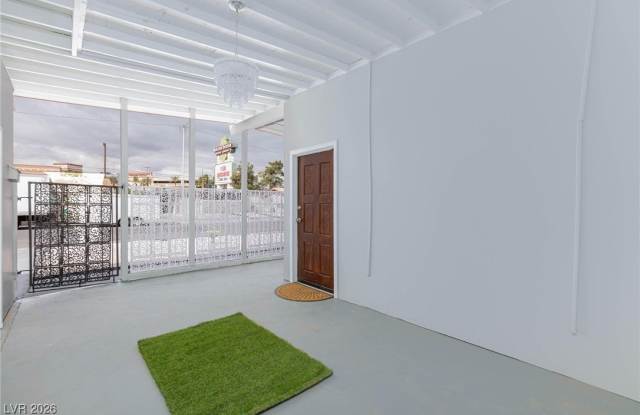 3008 Lawndale Street Gallery 3