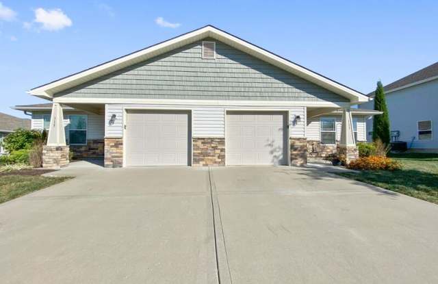 115 SW Marigold St photos photos