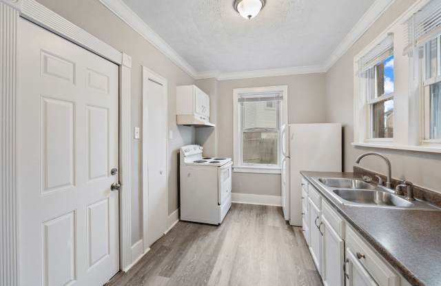 Newly Updated HUGE 2 Bedroom Available Now! - 1915 Grandview Avenue, McKeesport, PA 15132