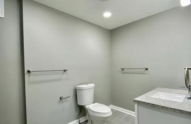 943 N 5th St photos photos