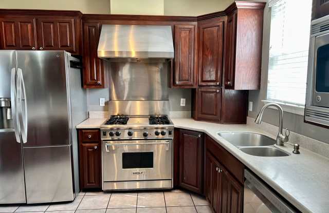 Spacious 3-Bedroom 2-Bathroom Brick Home Gallery 3