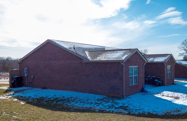802 S. Old Sevierville Pike - 1 Gallery 3