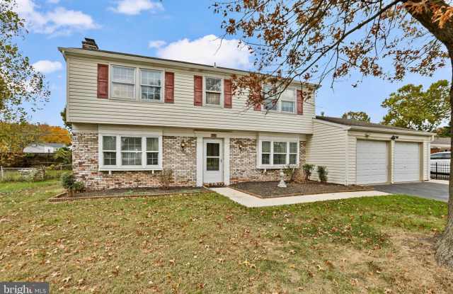 4116 MAJESTIC - 4116 Majestic Lane, Greenbriar, VA 22033