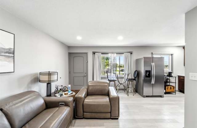 5327 Jennifer Dr Gallery 4