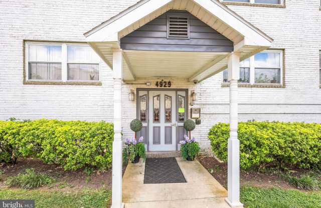 4929 FOOTE Street NE unit: 2 photos photos