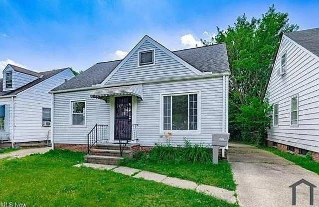 21304 Watson Road - 21304 Watson Road, Maple Heights, OH 44137