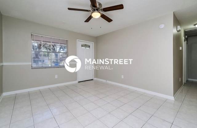 7014 North Palmetto Lane Gallery 2