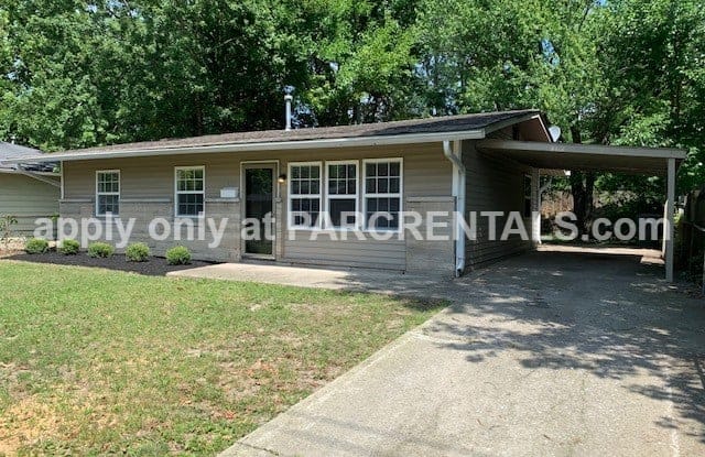 4716 E 32nd St photos photos