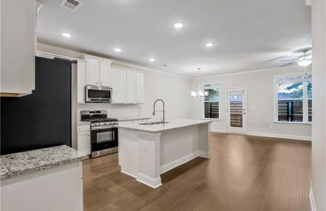 2423 Chene Drive Gallery 4