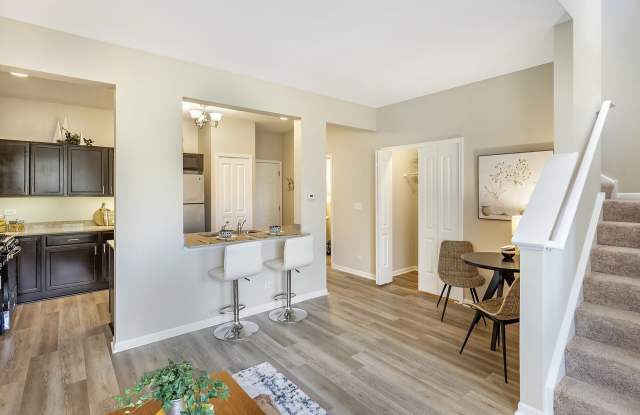 Randall Highlands Apartment Homes Gallery 2