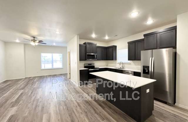 821 South Benchmark Lane - 2 Gallery 3